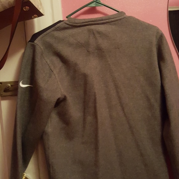 Sweater - Picture 4 of 5